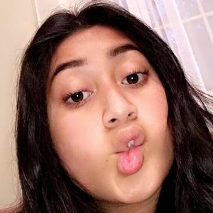 Meet your Posher, Lily